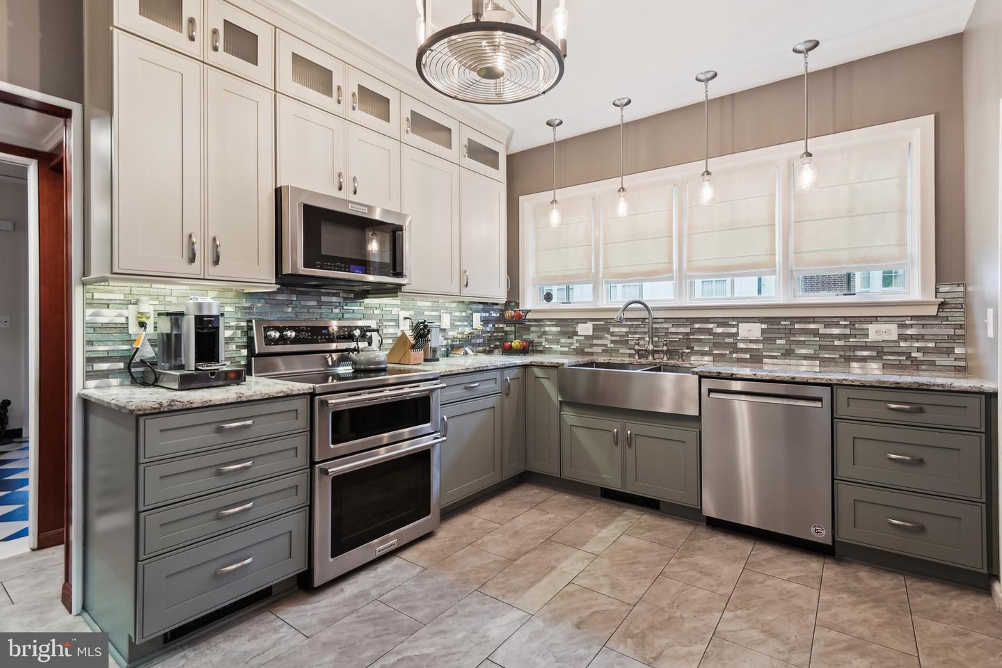 Baltimore, Maryland, 21218, United States, 5 Bedrooms Bedrooms, ,5 BathroomsBathrooms,Residential,For Sale,1770733