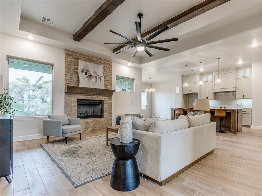 Arcadia, Oklahoma, 73007, United States, 3 Bedrooms Bedrooms, ,3 BathroomsBathrooms,Residential,For Sale,1878521