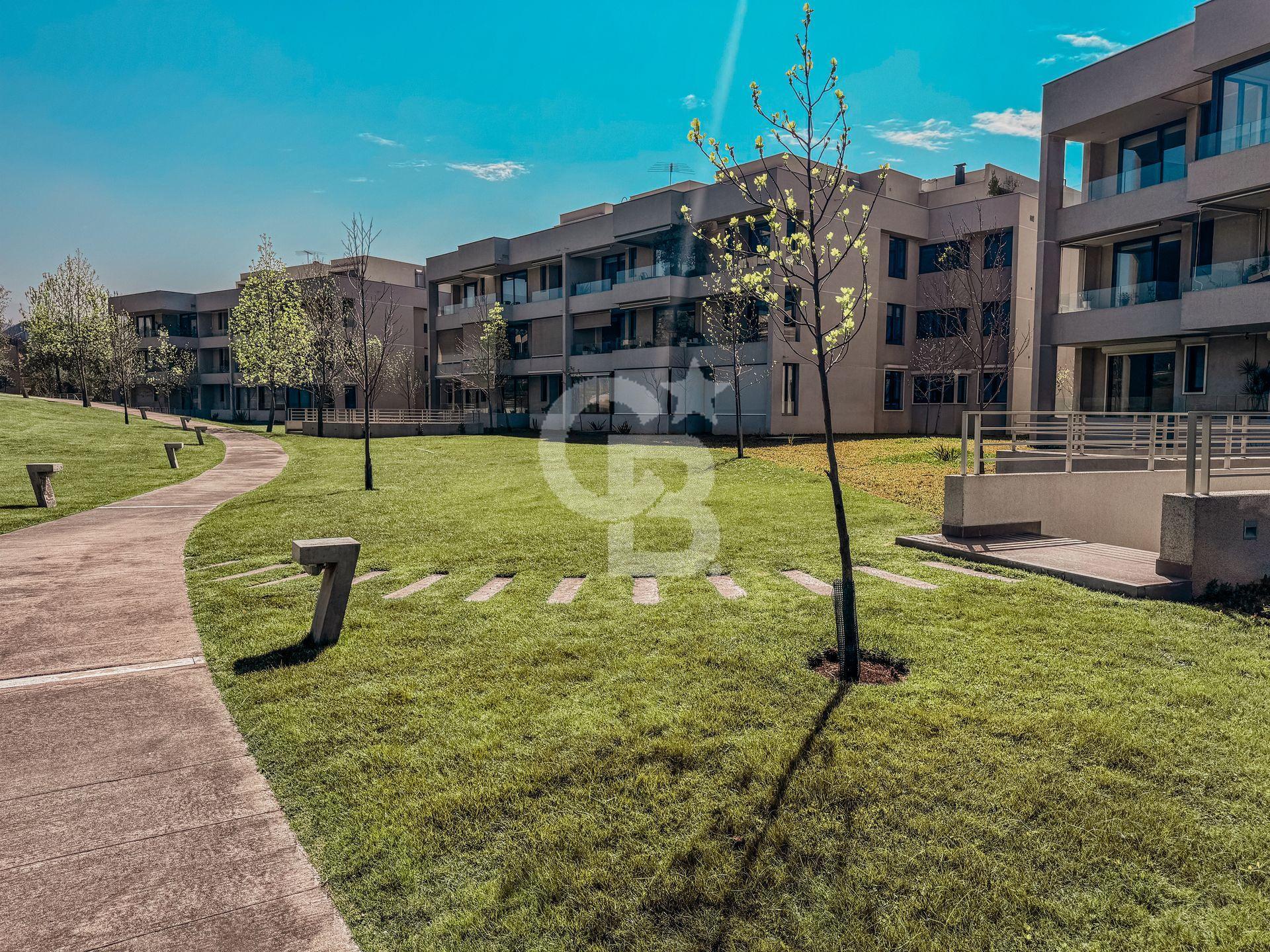 Lo Barnechea, Chile, 3 Bedrooms Bedrooms, ,4 BathroomsBathrooms,Residential,For Sale,1999064