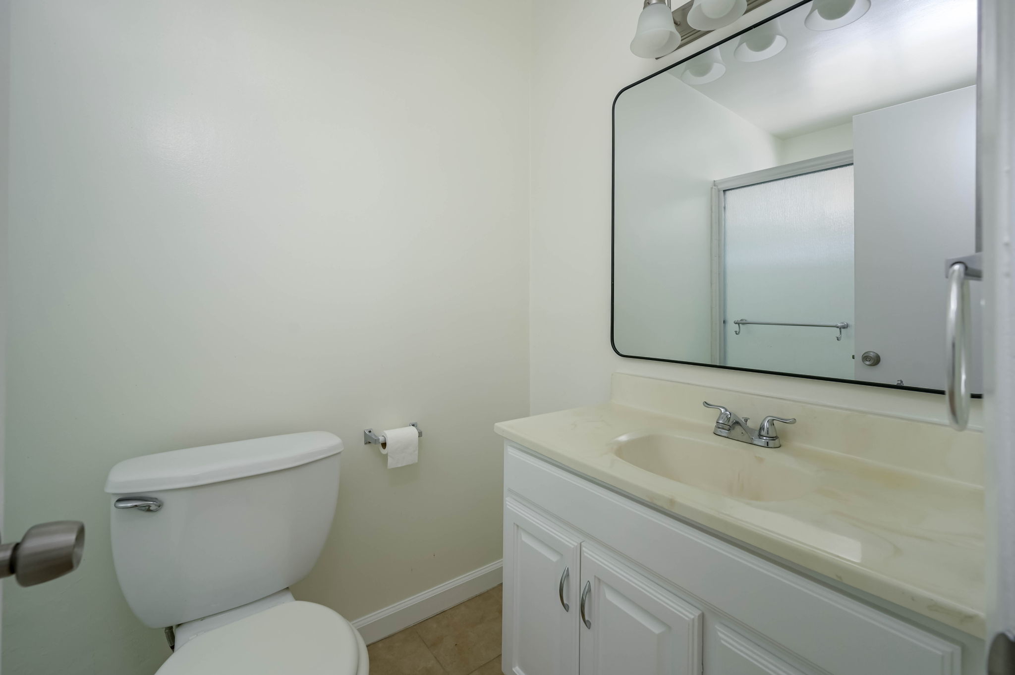 Culver City, California, 90232, United States, 2 Bedrooms Bedrooms, ,2 BathroomsBathrooms,Residential,For Sale,1921770