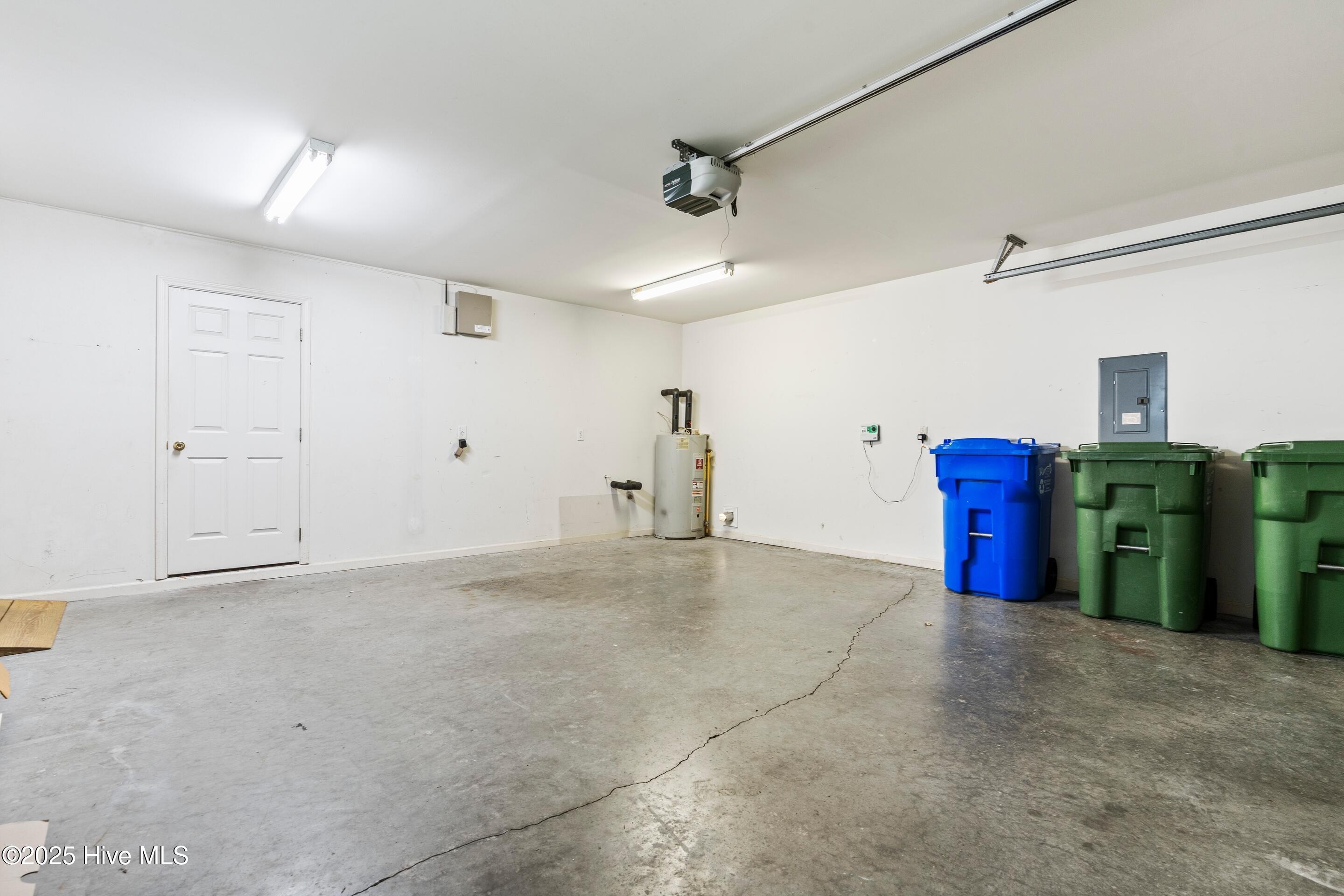 Wilmington, North Carolina, 28405, United States, 4 Bedrooms Bedrooms, ,2 BathroomsBathrooms,Residential,For Sale,1957483