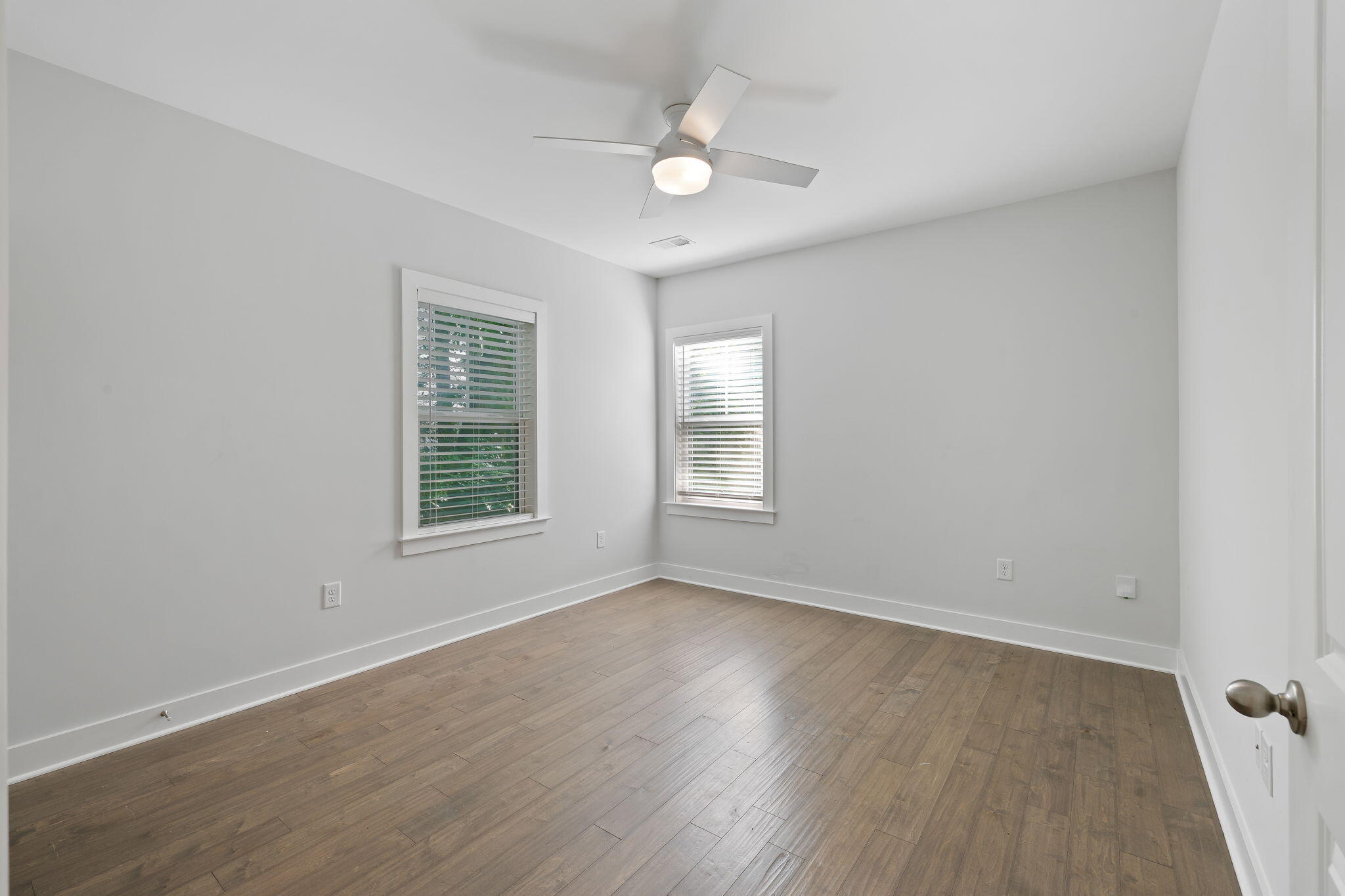 Charleston, South Carolina, 29407, United States, 4 Bedrooms Bedrooms, ,3 BathroomsBathrooms,Residential,For Sale,1866591