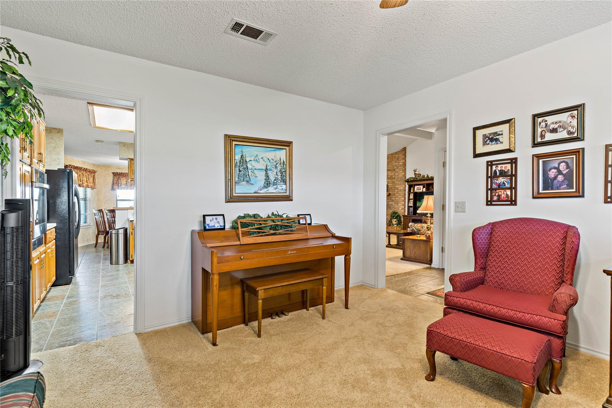 Cla, Texas, 75550, United States, 3 Bedrooms Bedrooms, ,3 BathroomsBathrooms,Residential,For Sale,1879365