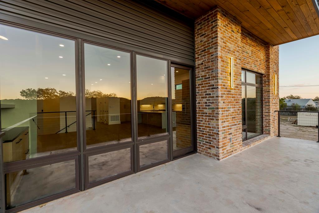 Kerrville, Texas, 78028, United States, 3 Bedrooms Bedrooms, ,3 BathroomsBathrooms,Residential,For Sale,2001532