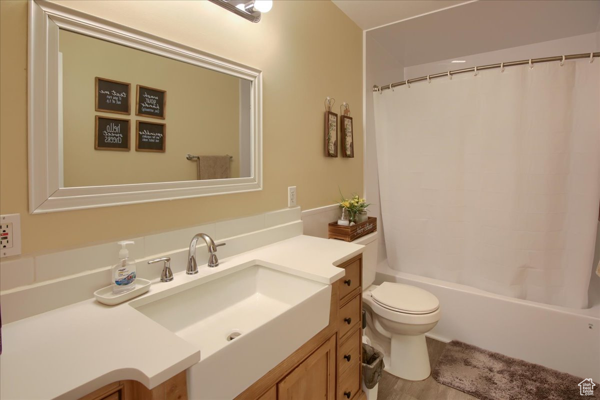 West Valley City, Utah, 84128, United States, 5 Bedrooms Bedrooms, ,2 BathroomsBathrooms,Residential,For Sale,1868735