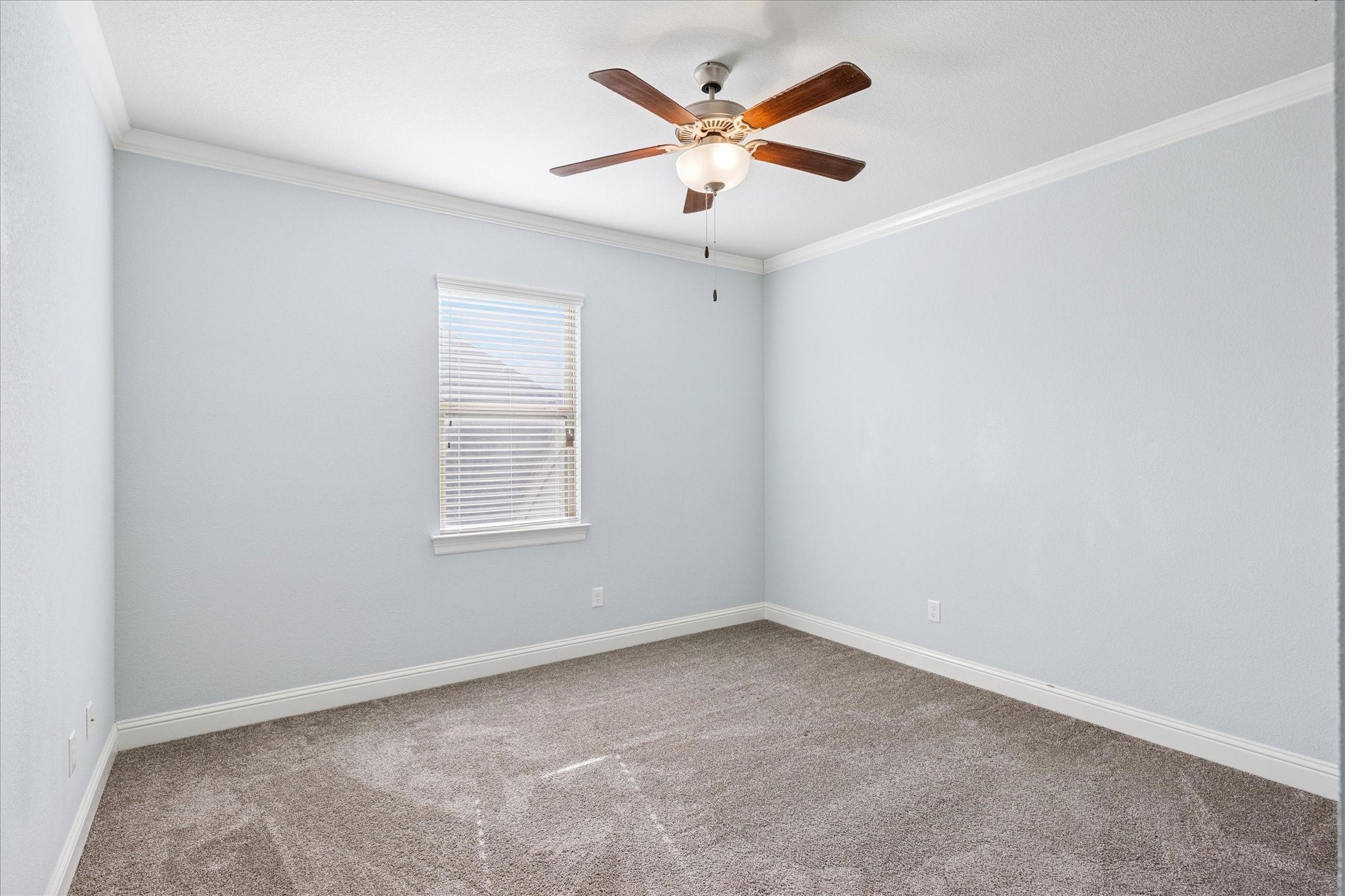 North Richland Hills, Texas, 76182, United States, 4 Bedrooms Bedrooms, ,3 BathroomsBathrooms,Residential,For Sale,2047966