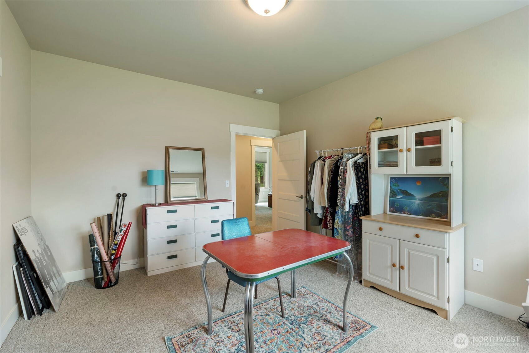Chehalis, Washington, 98532, United States, 3 Bedrooms Bedrooms, ,3 BathroomsBathrooms,Residential,For Sale,1879305