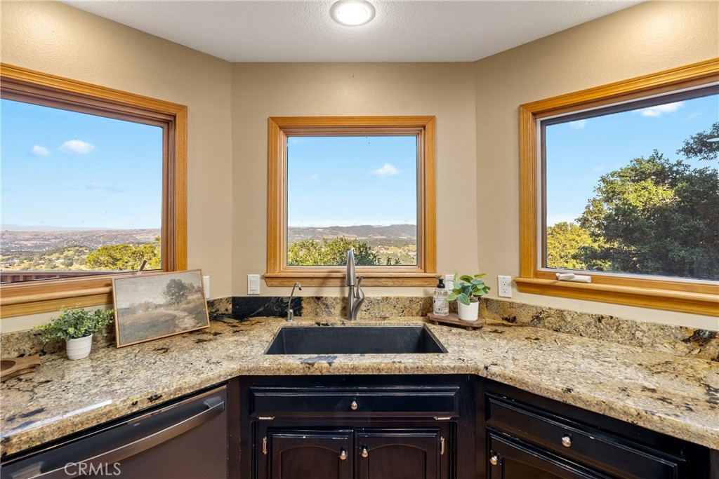 Atascadero, California, 93422, United States, 4 Bedrooms Bedrooms, ,4 BathroomsBathrooms,Residential,For Sale,1982581