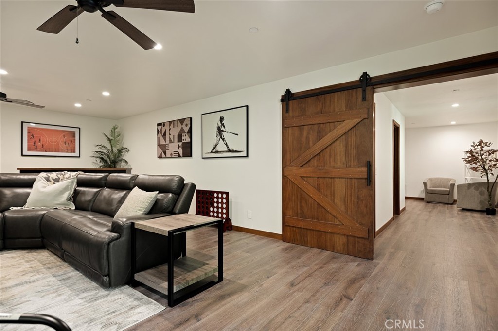 Lake Arrowhead, California, 92352, United States, 4 Bedrooms Bedrooms, ,5 BathroomsBathrooms,Residential,For Sale,1989465