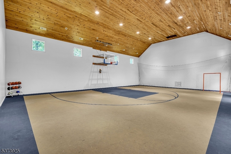 Bernardsville Boro, New Jersey, 07924, United States, 5 Bedrooms Bedrooms, ,8 BathroomsBathrooms,Residential,For Sale,1910791