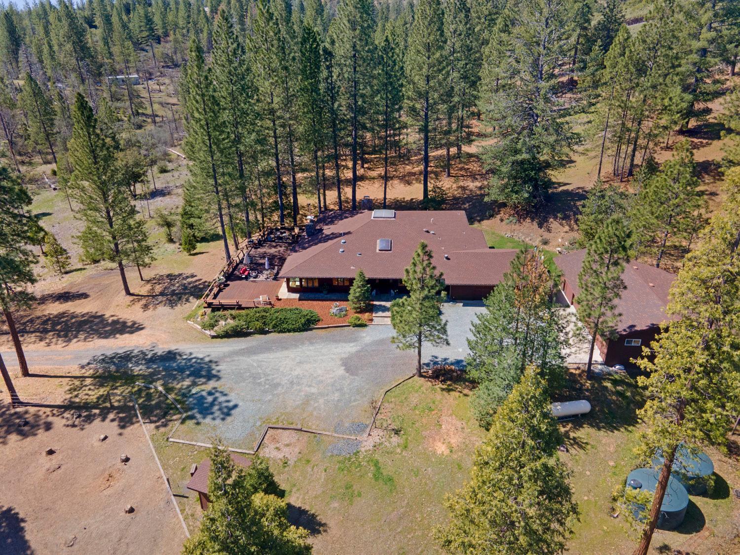Coulterville, California, 95311, United States, 3 Bedrooms Bedrooms, ,4 BathroomsBathrooms,Residential,For Sale,1792309