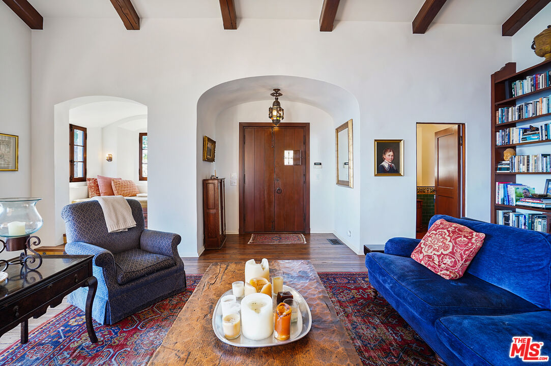 Malibu, California, 90265, United States, 3 Bedrooms Bedrooms, ,4 BathroomsBathrooms,Residential,For Sale,1846867