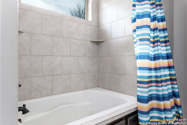 Charlotte, Texas, 78011, United States, 4 Bedrooms Bedrooms, ,3 BathroomsBathrooms,Residential,For Sale,2008526