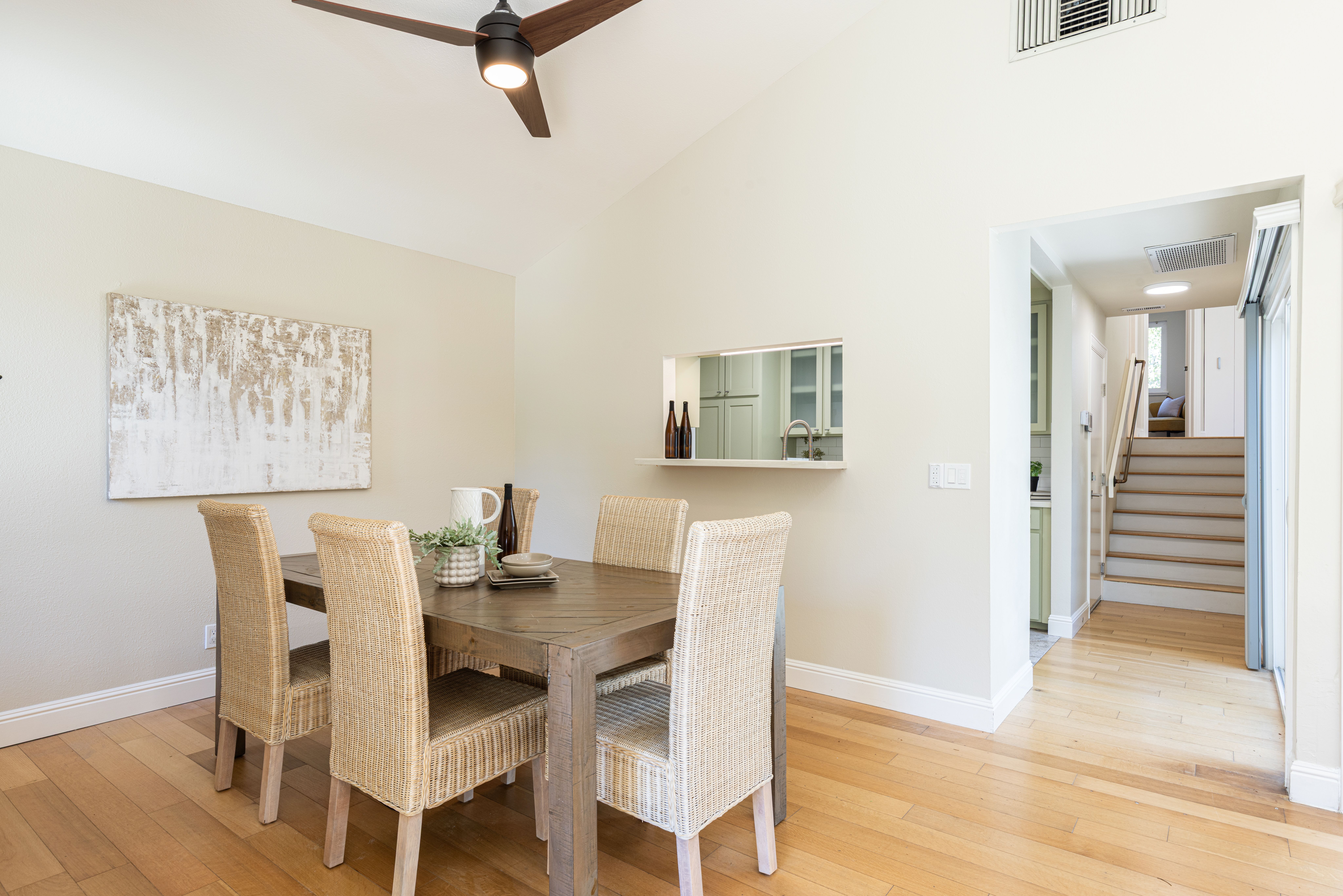  Willowcreek Townhome - 物件實景