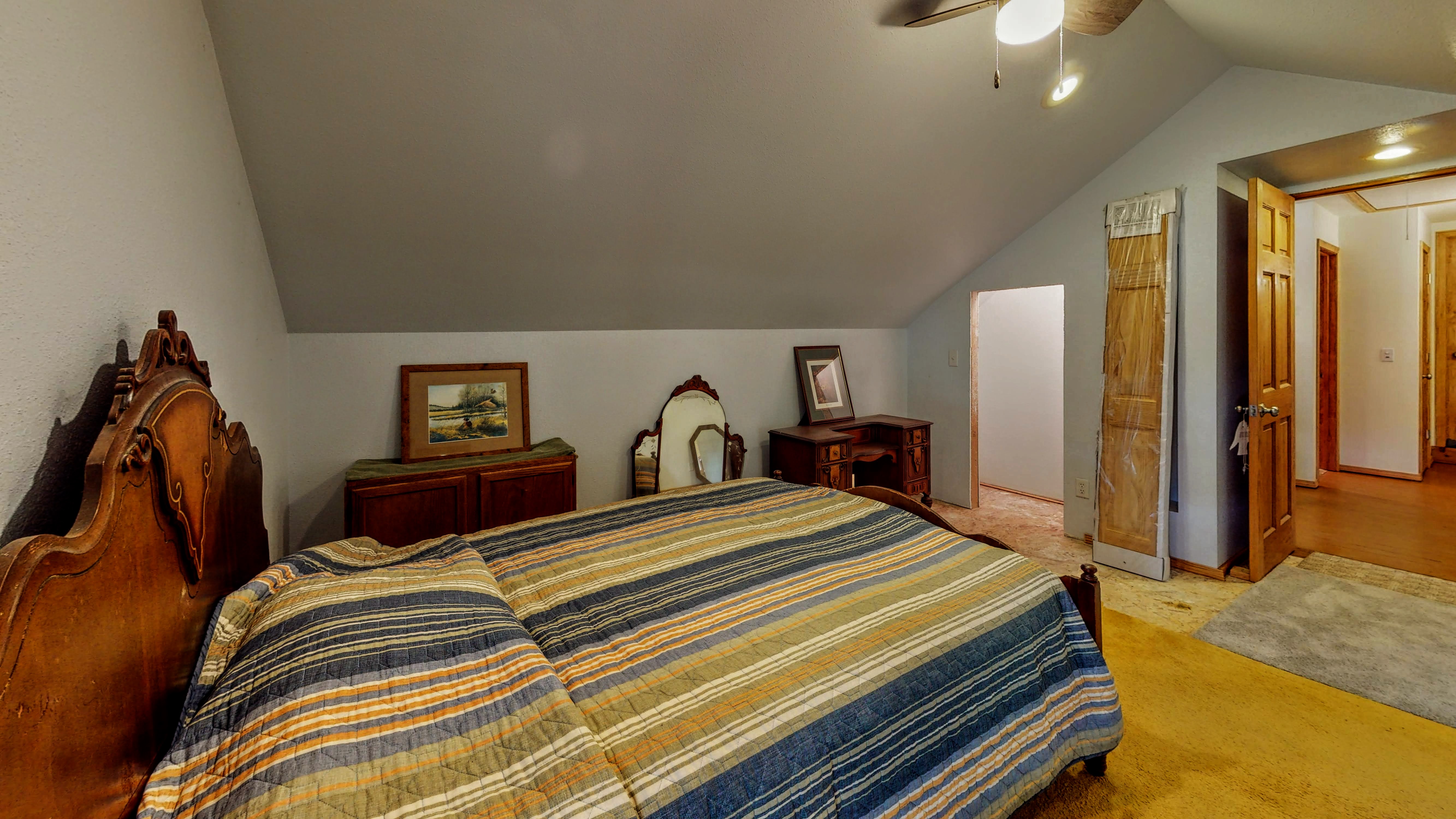 Milford, Wisconsin, 53551, United States, 4 Bedrooms Bedrooms, ,2 BathroomsBathrooms,Residential,For Sale,1889532