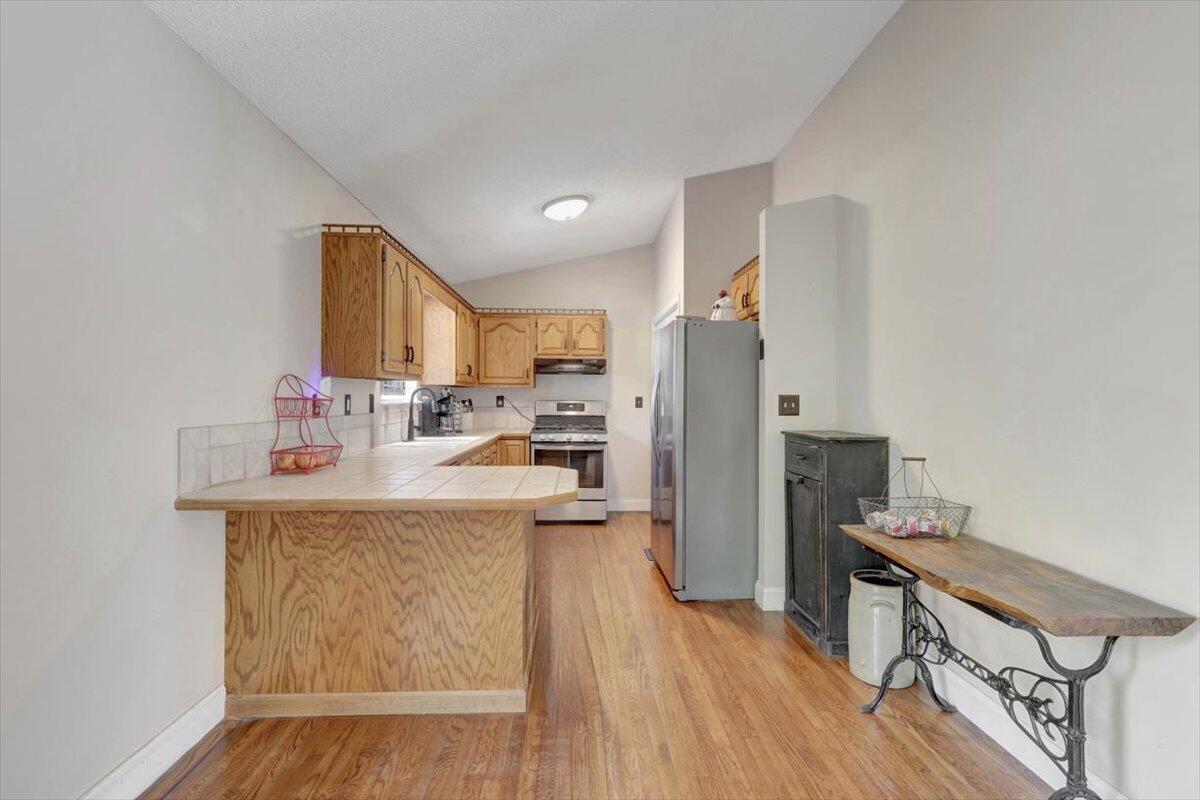 Dayton, Tennessee, 37321, United States, 3 Bedrooms Bedrooms, ,3 BathroomsBathrooms,Residential,For Sale,1967660