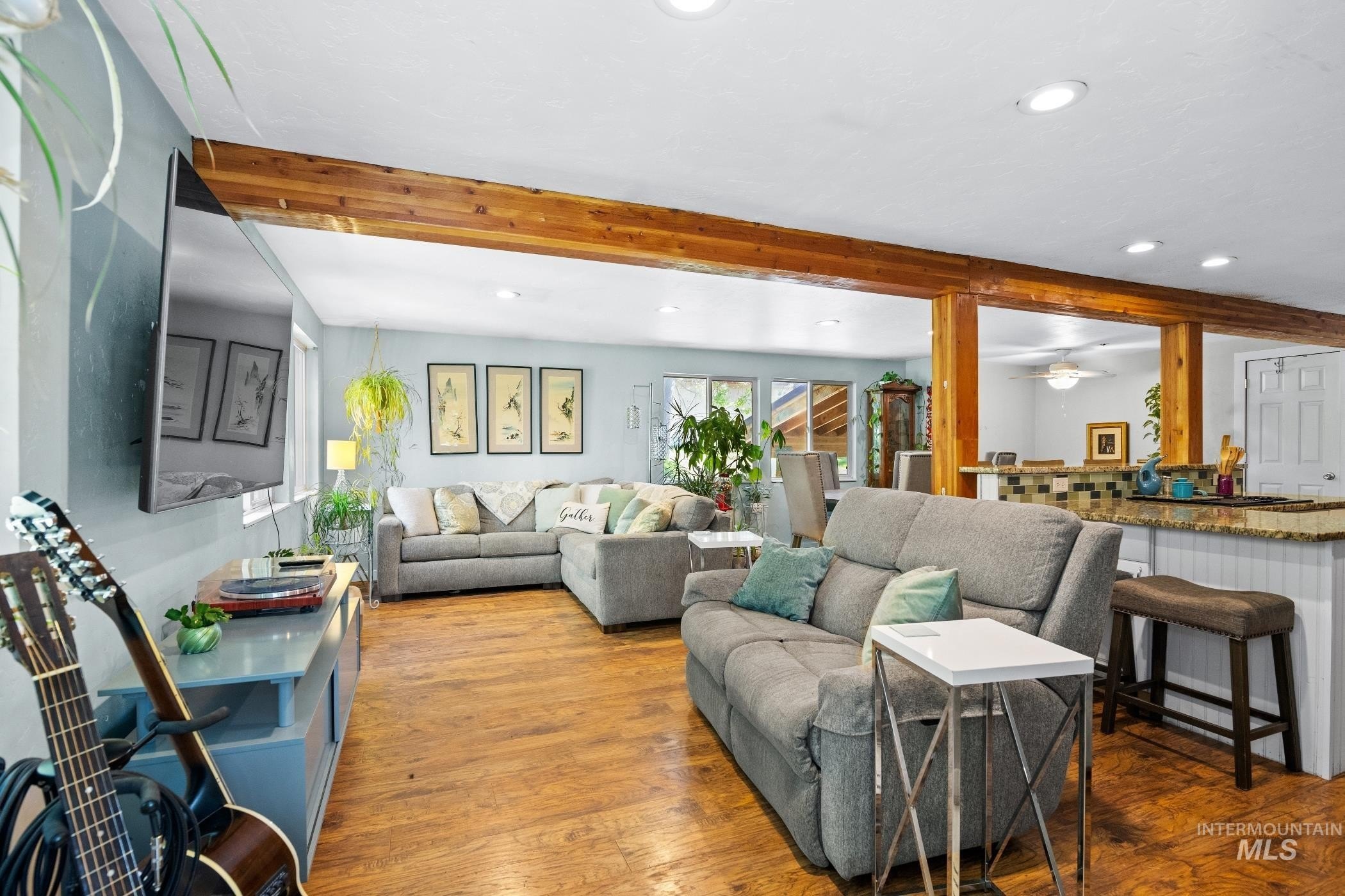 McCall, Idaho, 83638, United States, 3 Bedrooms Bedrooms, ,2 BathroomsBathrooms,Residential,For Sale,2048861