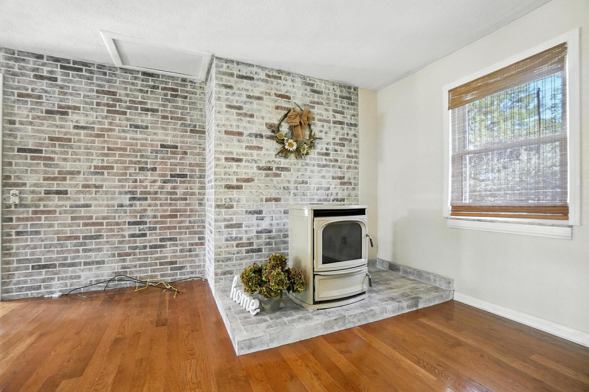 Johnstown, Ohio, 43031, United States, 3 Bedrooms Bedrooms, ,2 BathroomsBathrooms,Residential,For Sale,1896199
