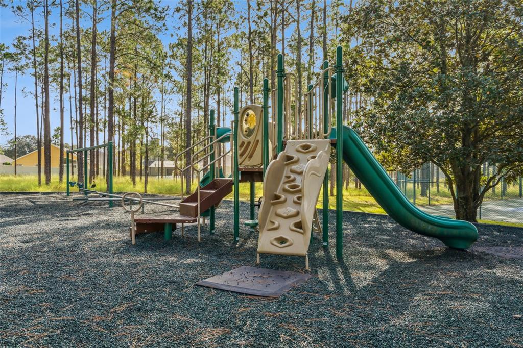 Davenport, Florida, 33897, United States, 5 Bedrooms Bedrooms, ,3 BathroomsBathrooms,Residential,For Sale,1966625