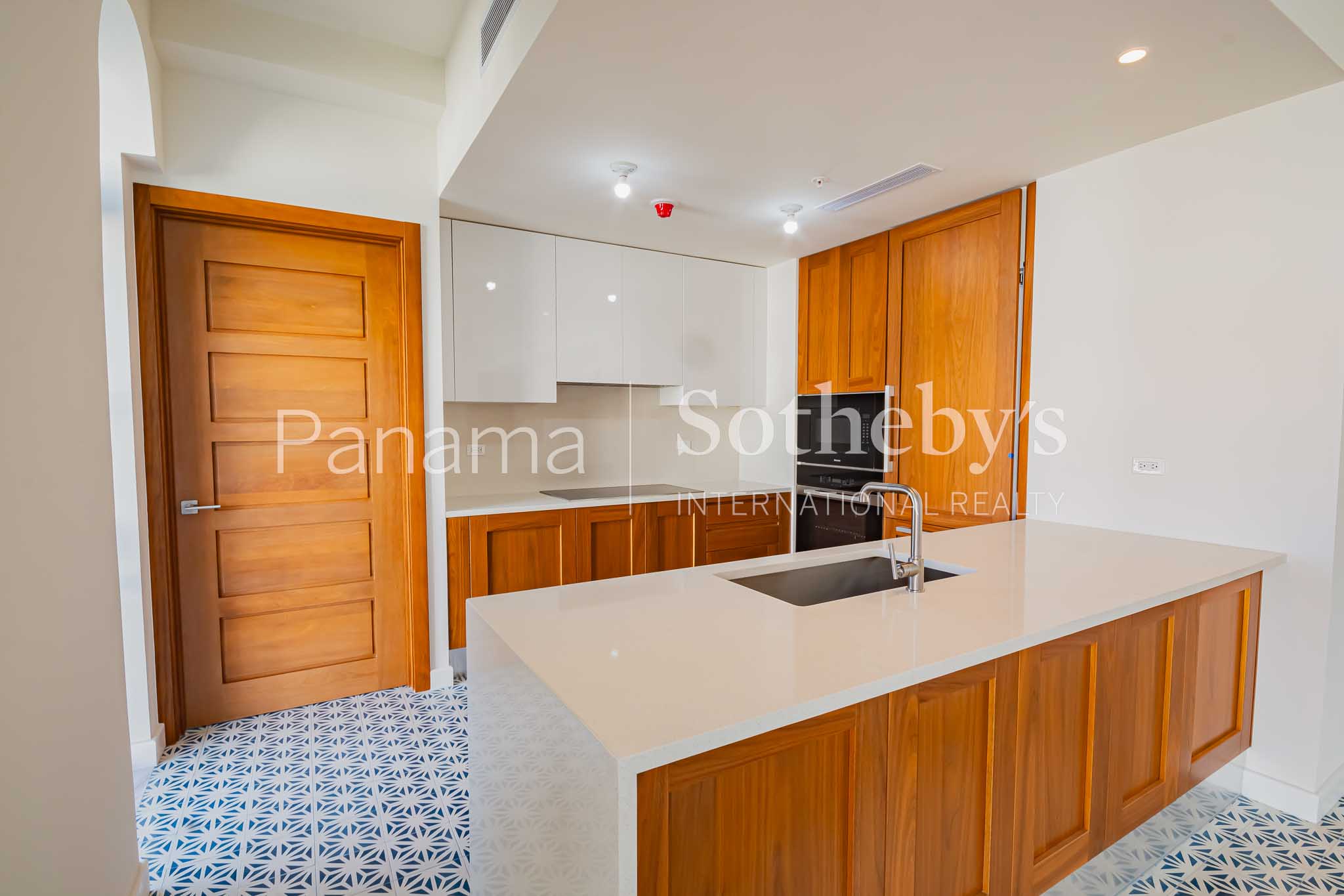  Waterfront Three-Bedroom Residence  Santa Familia, Casco Antiguo - 物件實景