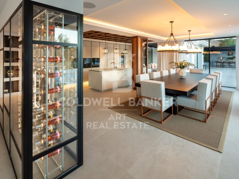 Marbella, Andalusia, ES, 5 Bedrooms Bedrooms, ,5 BathroomsBathrooms,Residential,For Sale,1767913
