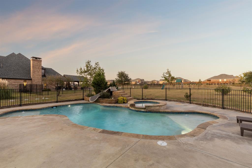 Forney, Texas, 75126, United States, 3 Bedrooms Bedrooms, ,3 BathroomsBathrooms,Residential,For Sale,1988143