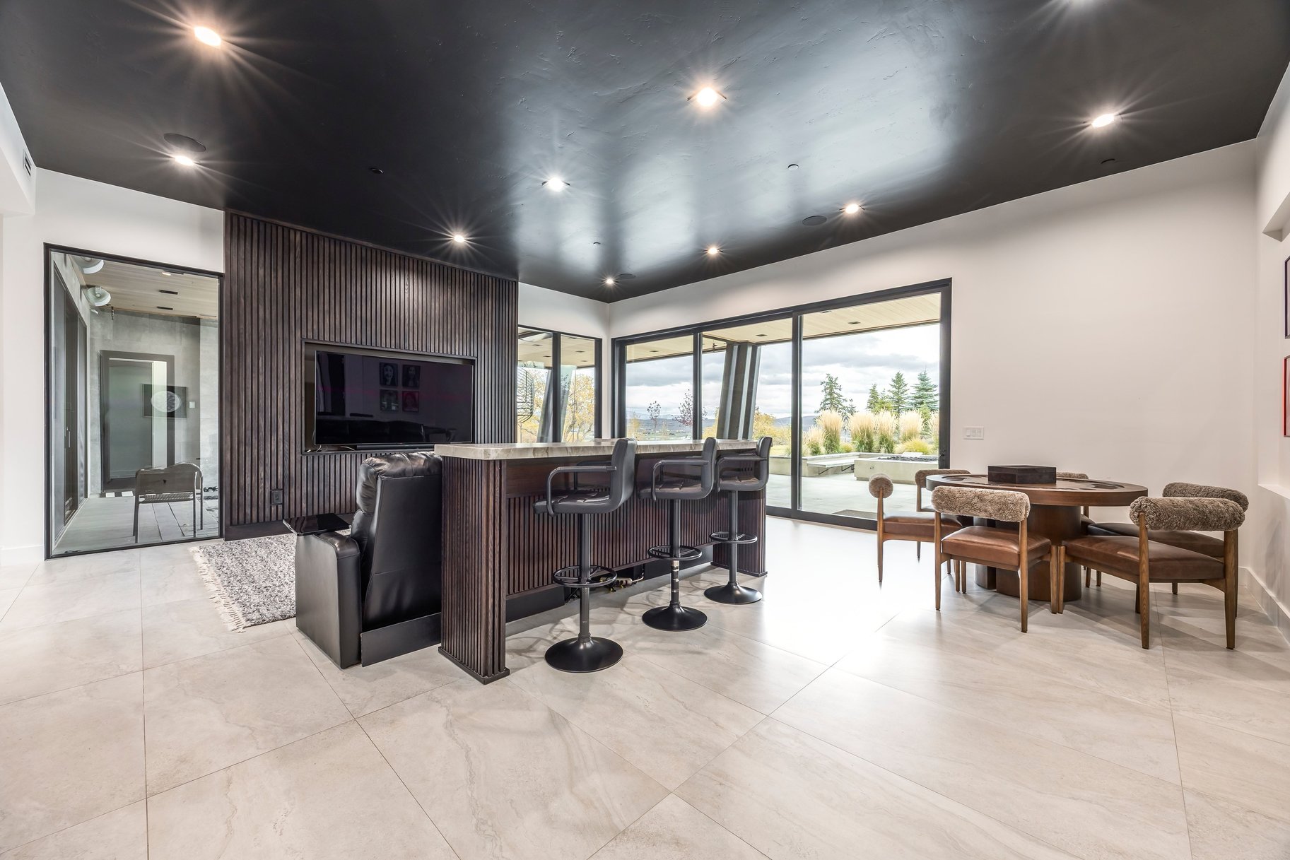  A RARE MODERN MOUNTAIN ESTATE WITH AN EXTRAORDINARY EQUESTRIAN FACILITY - 物件實景