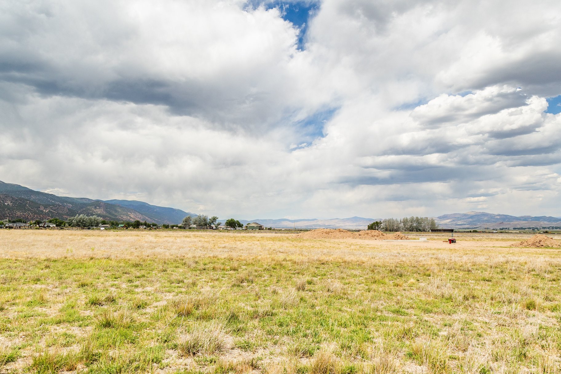  8.5-Acre Lots, No HOA, Stunning Horseshoe Mountain Views - 物件實景