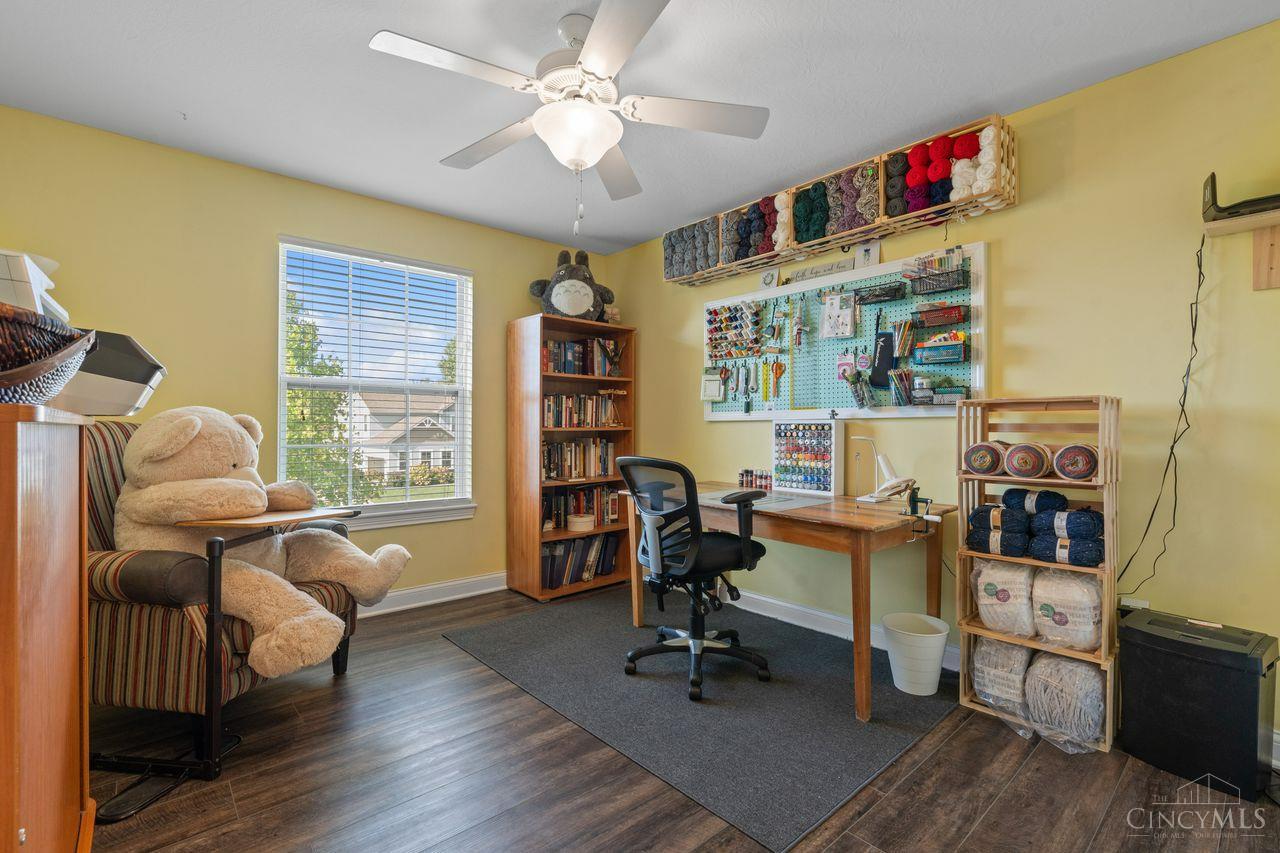 Hamilton Twp, Ohio, 45039, United States, 5 Bedrooms Bedrooms, ,4 BathroomsBathrooms,Residential,For Sale,1989607