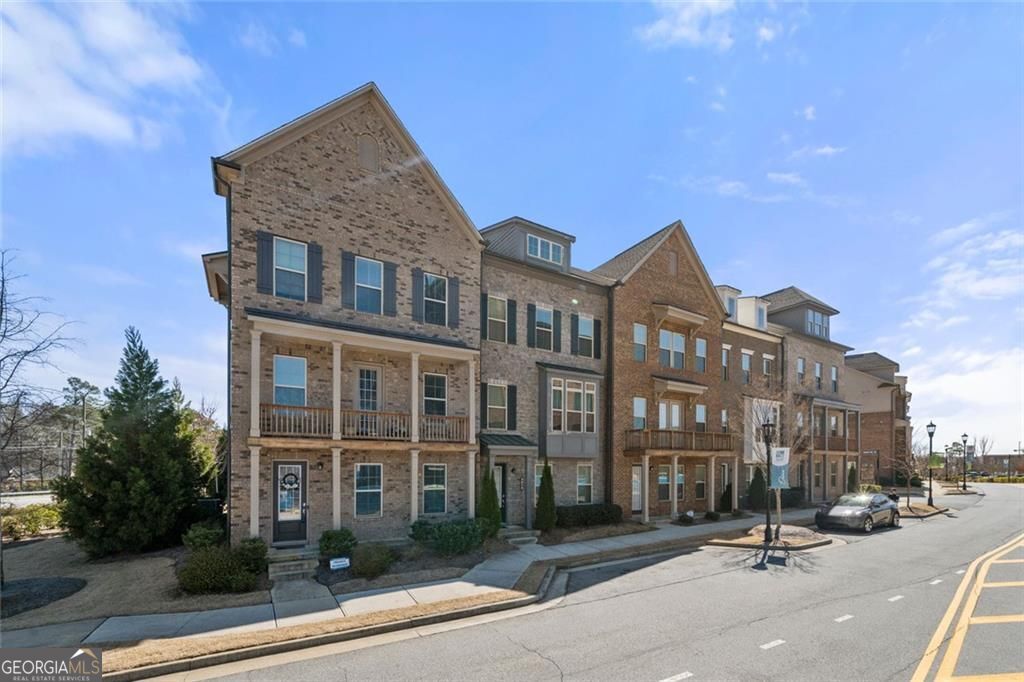 Peachtree Corners, Georgia, 30092, United States, 3 Bedrooms Bedrooms, ,4 BathroomsBathrooms,Residential,For Sale,1859102