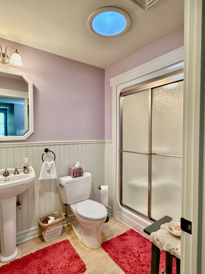 Hawley, Pennsylvania, 18428, United States, 3 Bedrooms Bedrooms, ,4 BathroomsBathrooms,Residential,For Sale,1846687