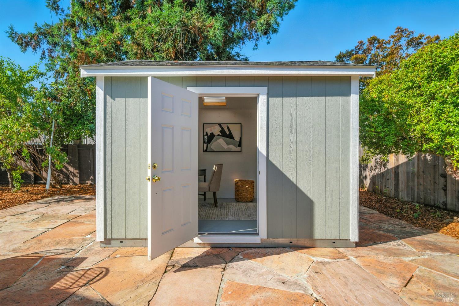 Petaluma, California, 94952, United States, 2 Bedrooms Bedrooms, ,1 BathroomBathrooms,Residential,For Sale,1934208