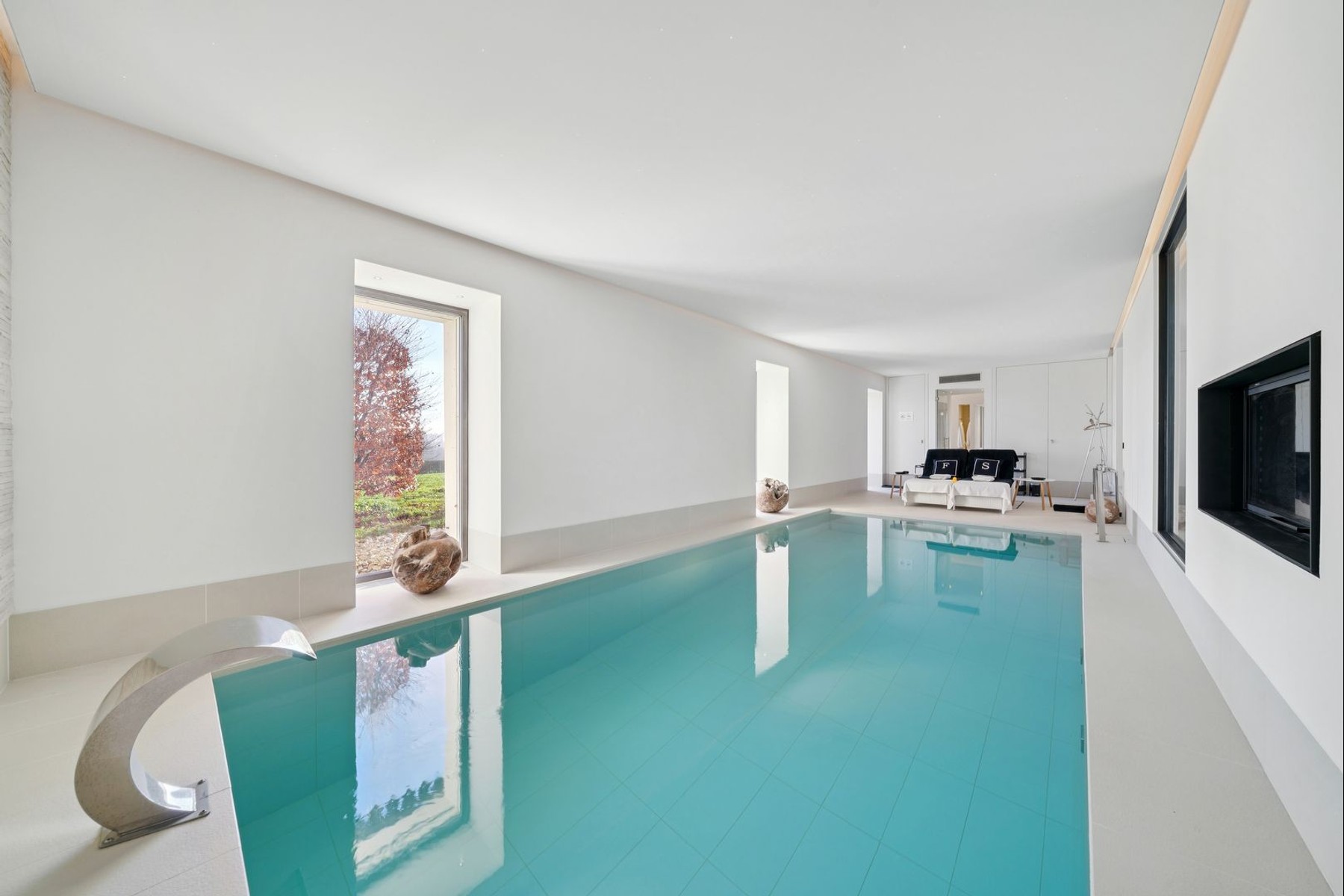  Absolute luxury and discretion: renovated farmhouse with indoor spa - 物件實景