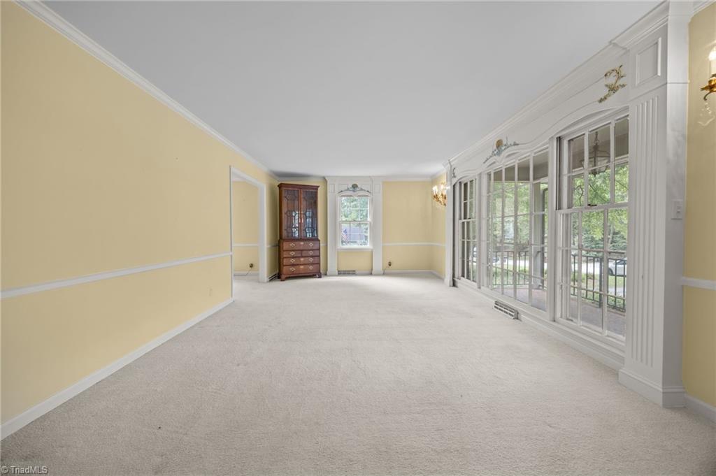 High Point, North Carolina, 27262, United States, 5 Bedrooms Bedrooms, ,4 BathroomsBathrooms,Residential,For Sale,1925566