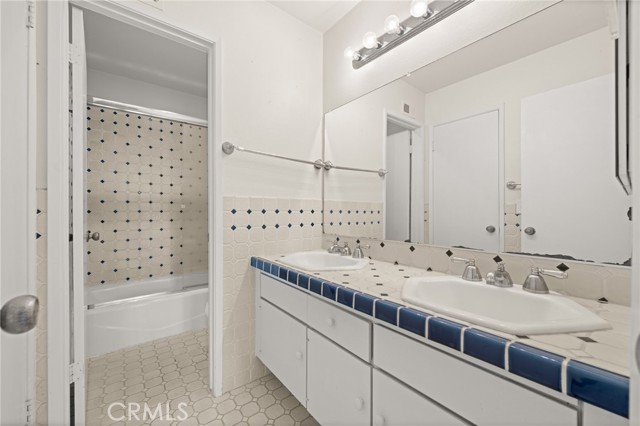 Huntington Beach, California, 92648, United States, 2 Bedrooms Bedrooms, ,2 BathroomsBathrooms,Residential,For Sale,1903026