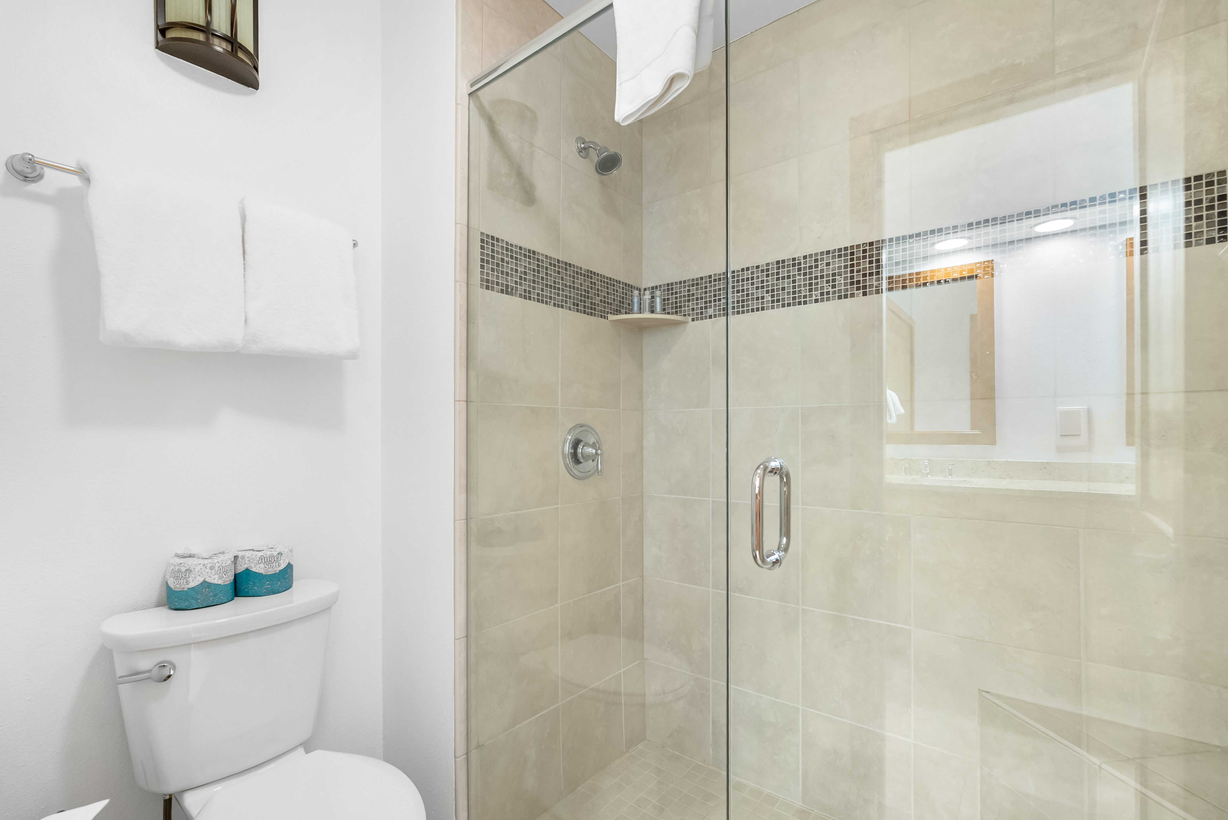  A Spacious and Light-filled Mountain Retreat - 物件實景