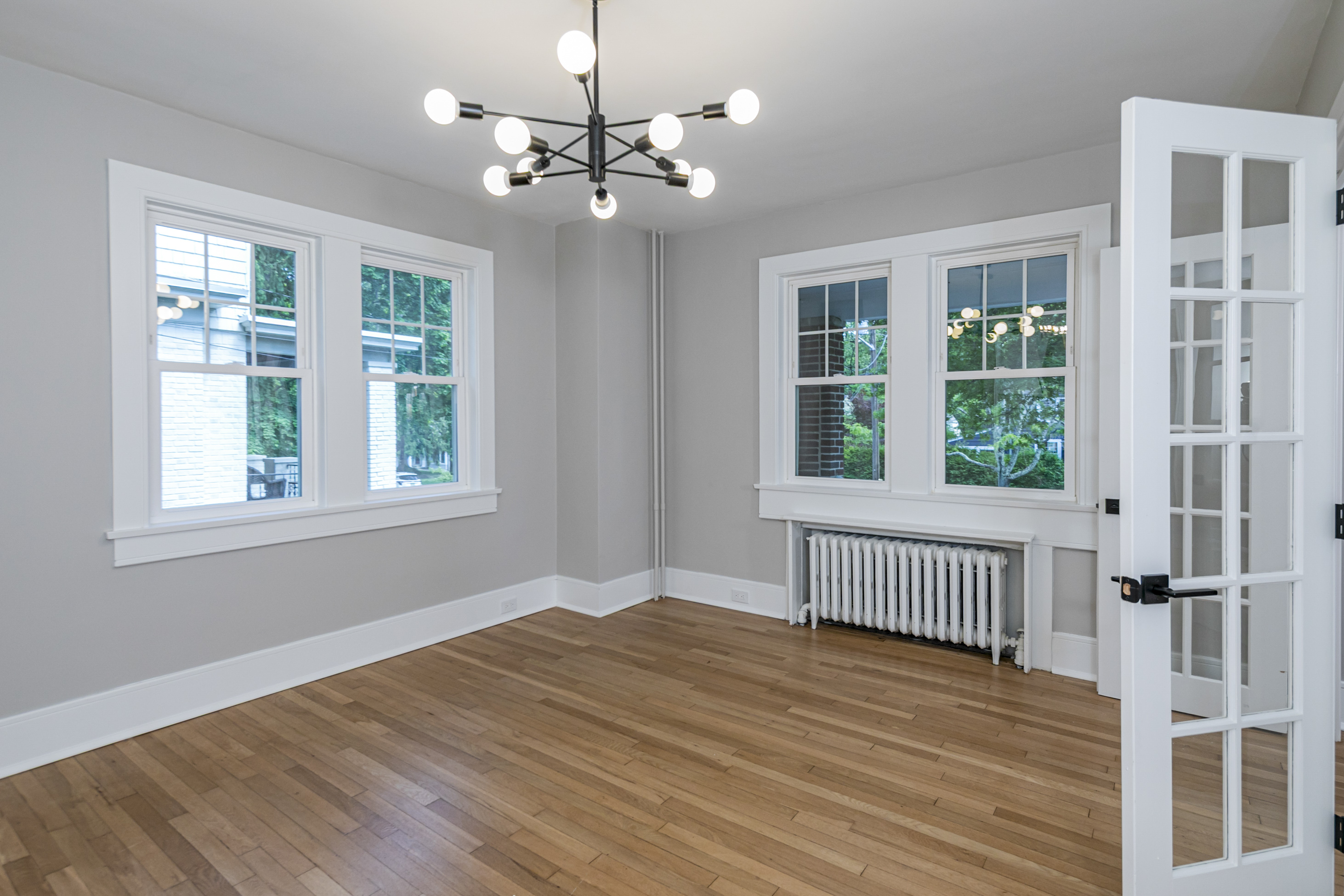  Smartly Updated Vintage Home with a Perfect Location - 物件實景