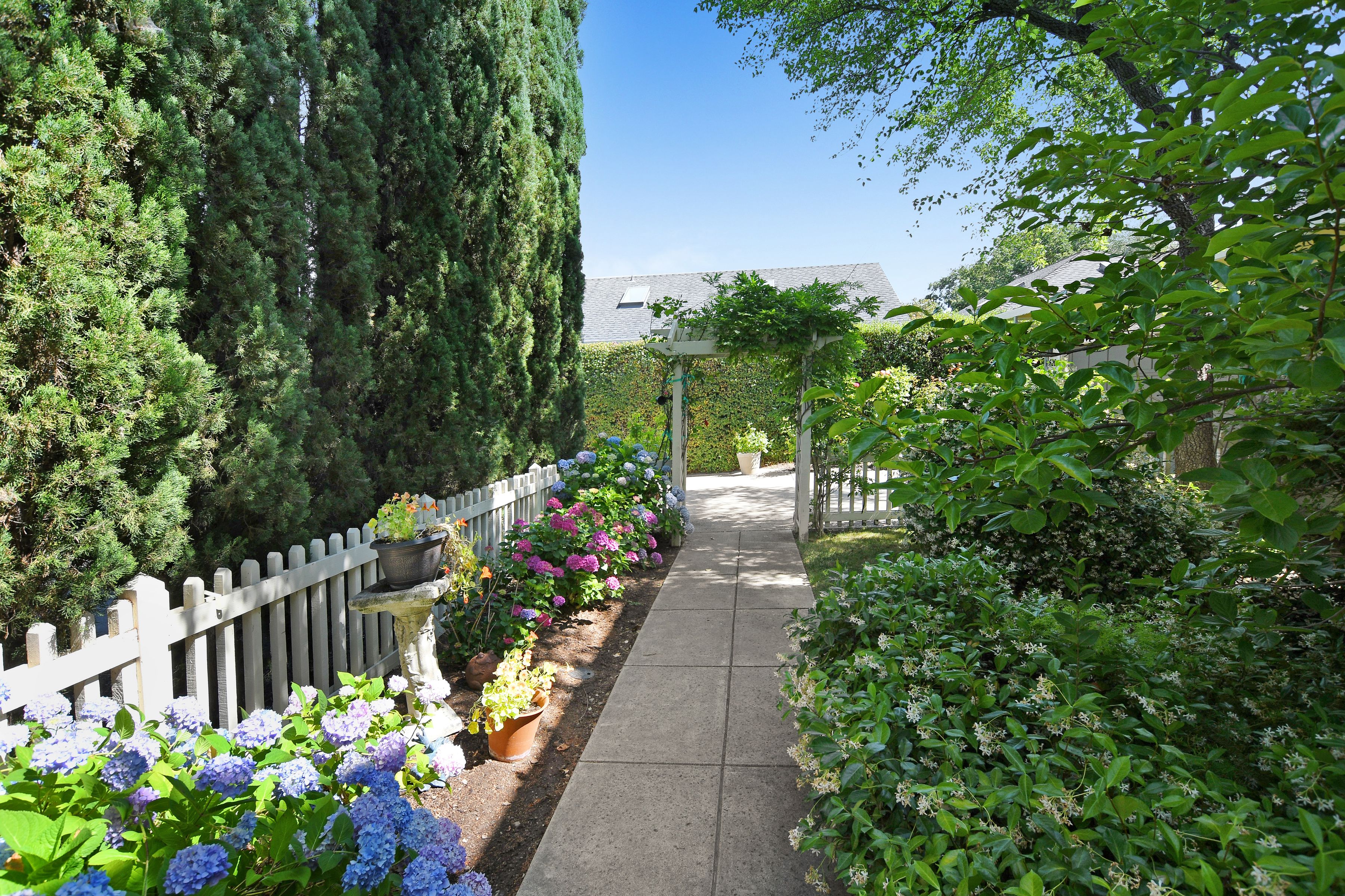  620 6th Street East - 物件實景
