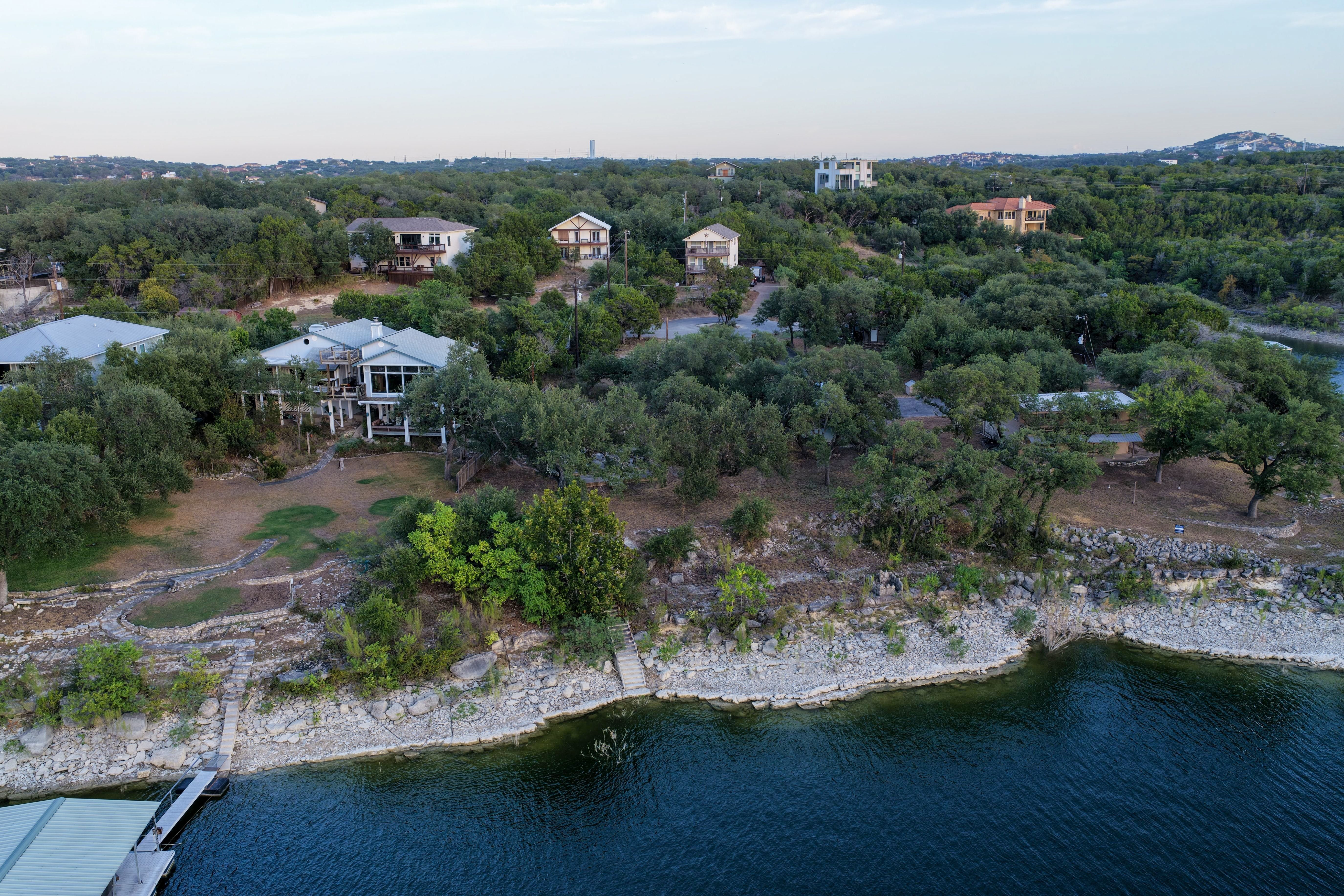  Private Deep-Water Retreat on Lake Travis, Permits in Hand - 物件實景