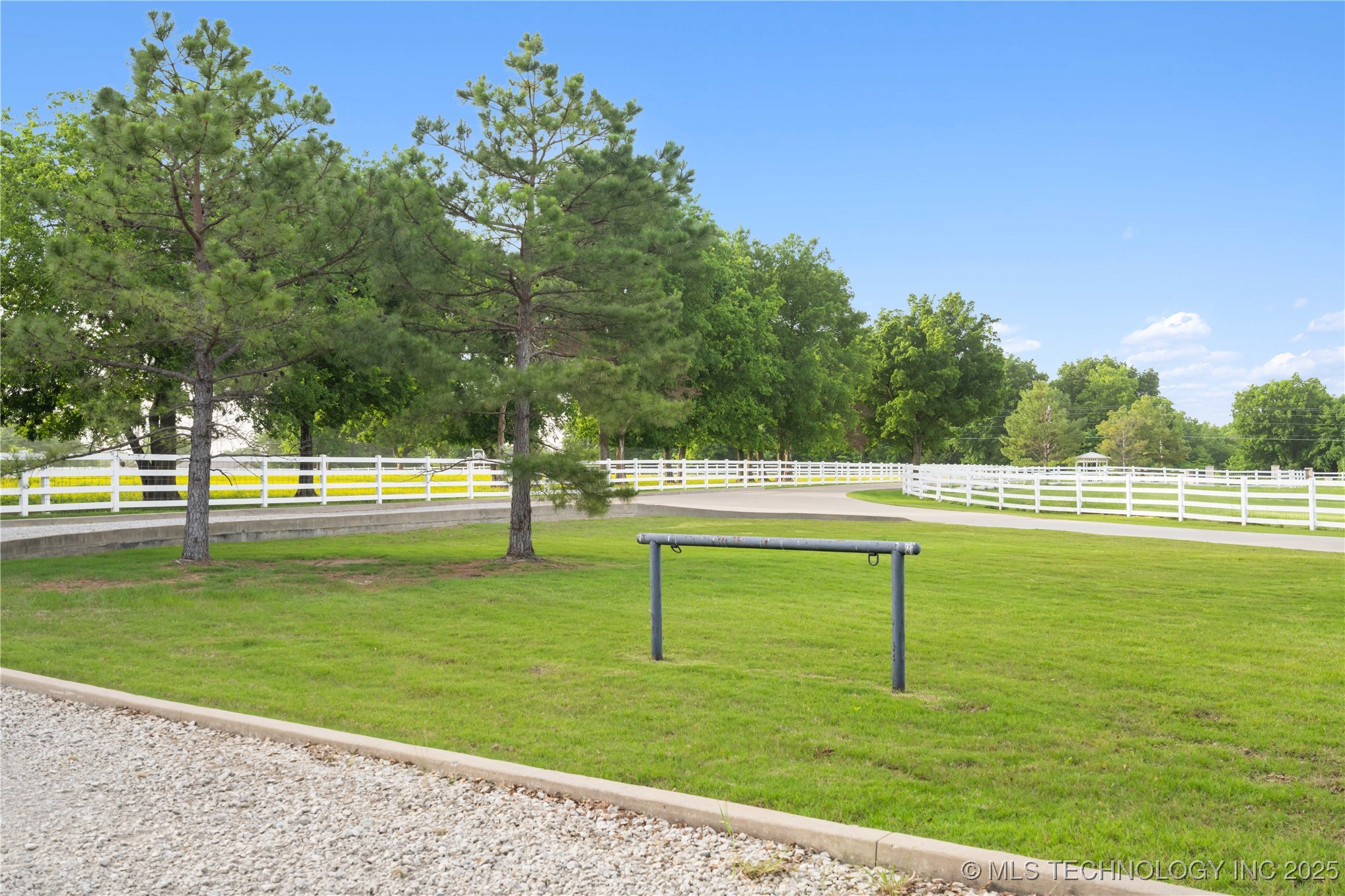 Bixby, Oklahoma, 74008, United States, 4 Bedrooms Bedrooms, ,5 BathroomsBathrooms,Residential,For Sale,1837310