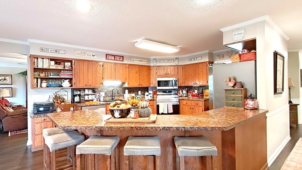 Bainbridge, Georgia, 39817, United States, 4 Bedrooms Bedrooms, ,4 BathroomsBathrooms,Residential,For Sale,1988533