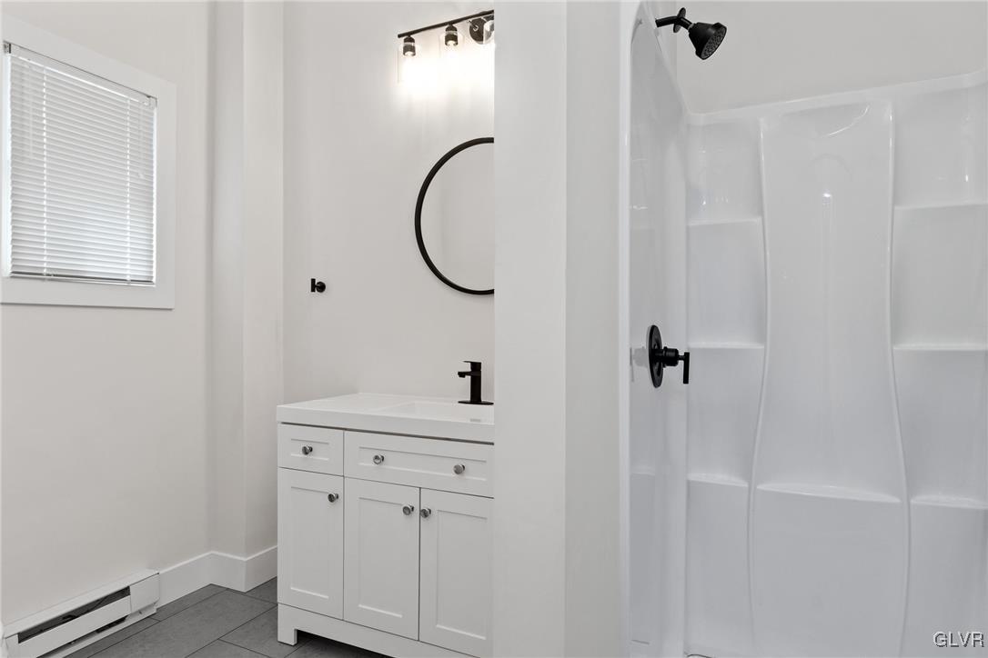 Allentown City, Pennsylvania, 18109, United States, 5 Bedrooms Bedrooms, ,5 BathroomsBathrooms,Residential,For Sale,1759200