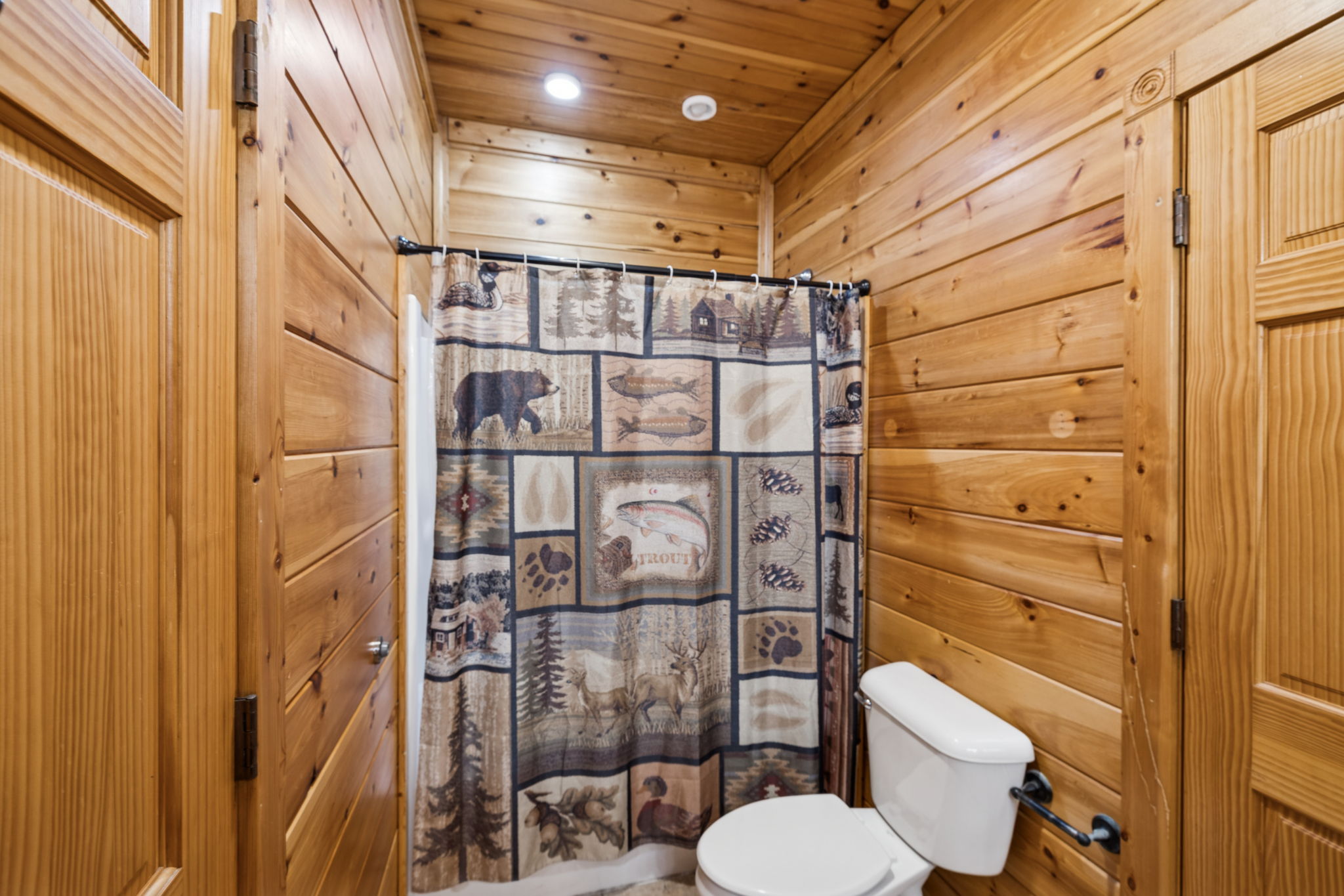 Gatlinburg, Tennessee, 37738, United States, 9 Bedrooms Bedrooms, ,9 BathroomsBathrooms,Residential,For Sale,1996380