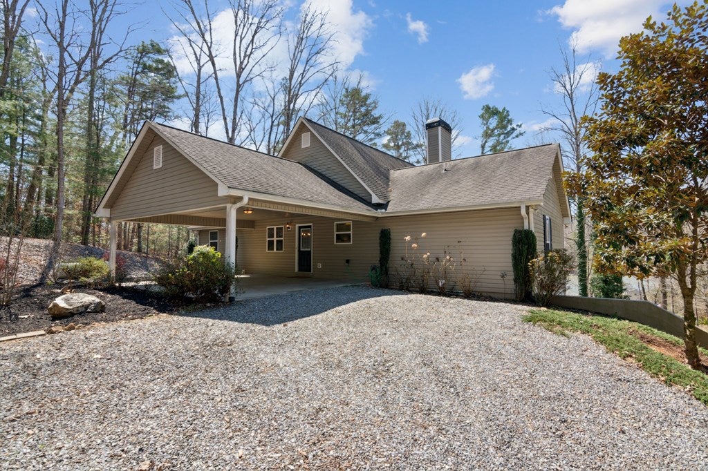 Blairsville, Georgia, 30512, United States, 4 Bedrooms Bedrooms, ,3 BathroomsBathrooms,Residential,For Sale,1913055