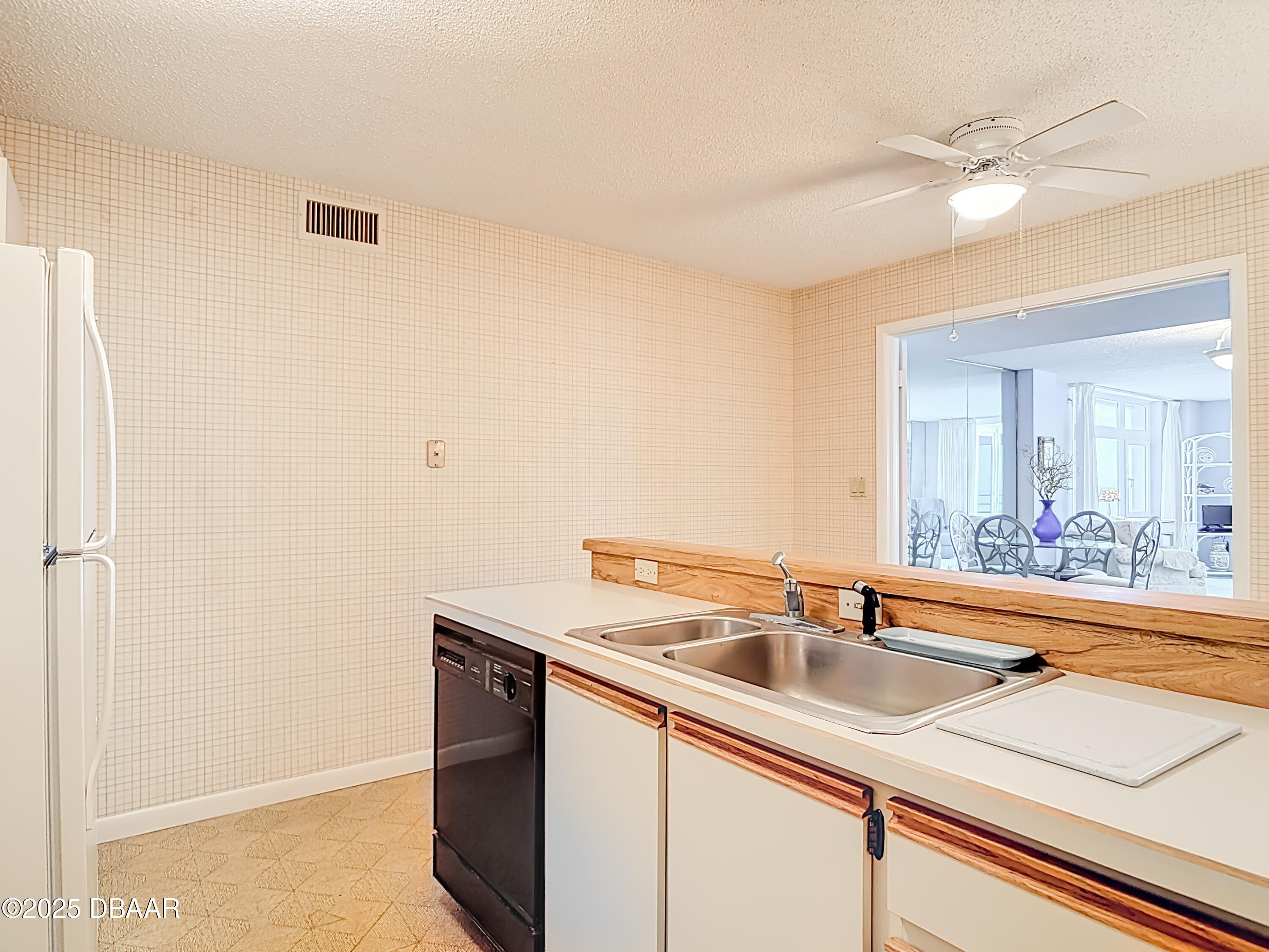 Ormond Beach, Florida, 32176, United States, 2 Bedrooms Bedrooms, ,2 BathroomsBathrooms,Residential,For Sale,1989292