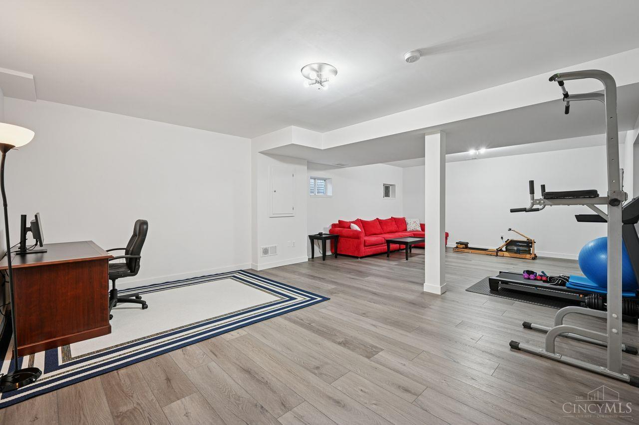 Mason, Ohio, 45040, United States, 5 Bedrooms Bedrooms, ,5 BathroomsBathrooms,Residential,For Sale,1988349