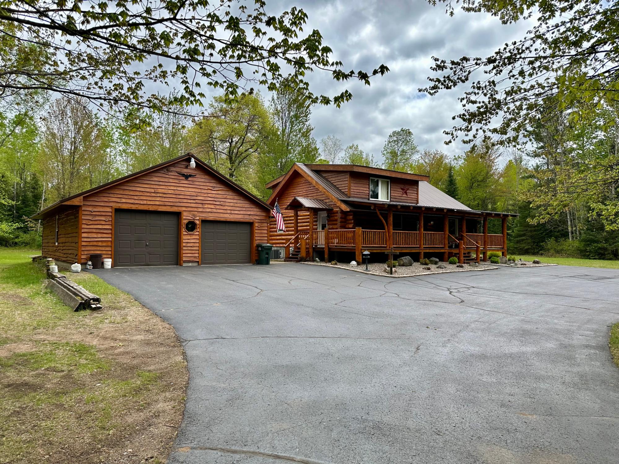 Tomahawk, Wisconsin, 54487, United States, 2 Bedrooms Bedrooms, ,2 BathroomsBathrooms,Residential,For Sale,1923926