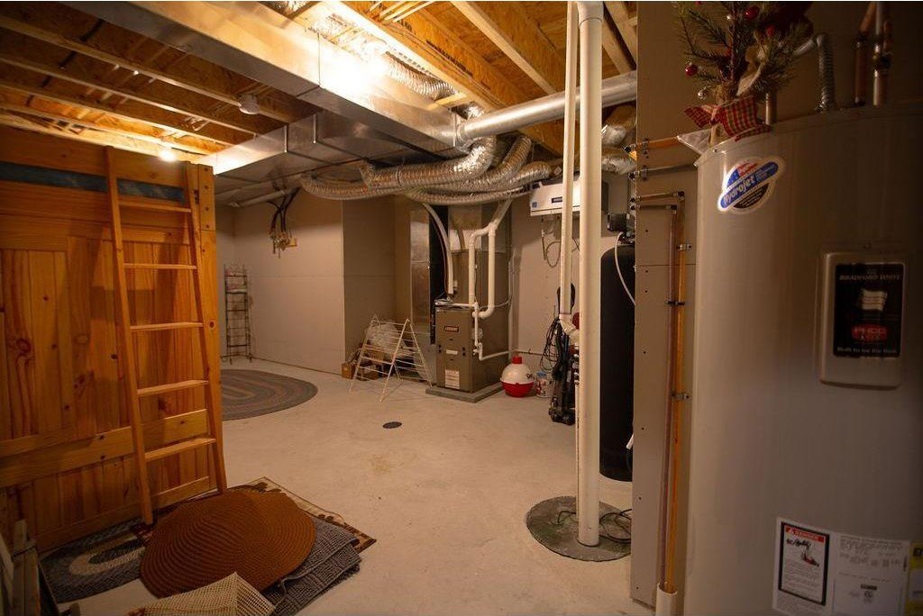 Alexandria, Minnesota, 56308, United States, 4 Bedrooms Bedrooms, ,4 BathroomsBathrooms,Residential,For Sale,2039906