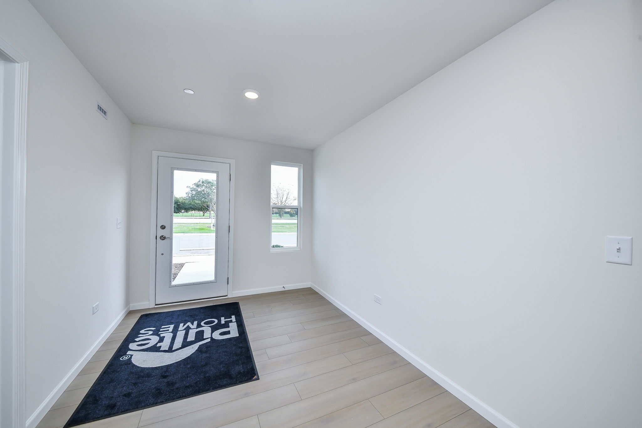  An Enclave of Only 65 New Construction Homes in the Heart of Naperville - 物件實景