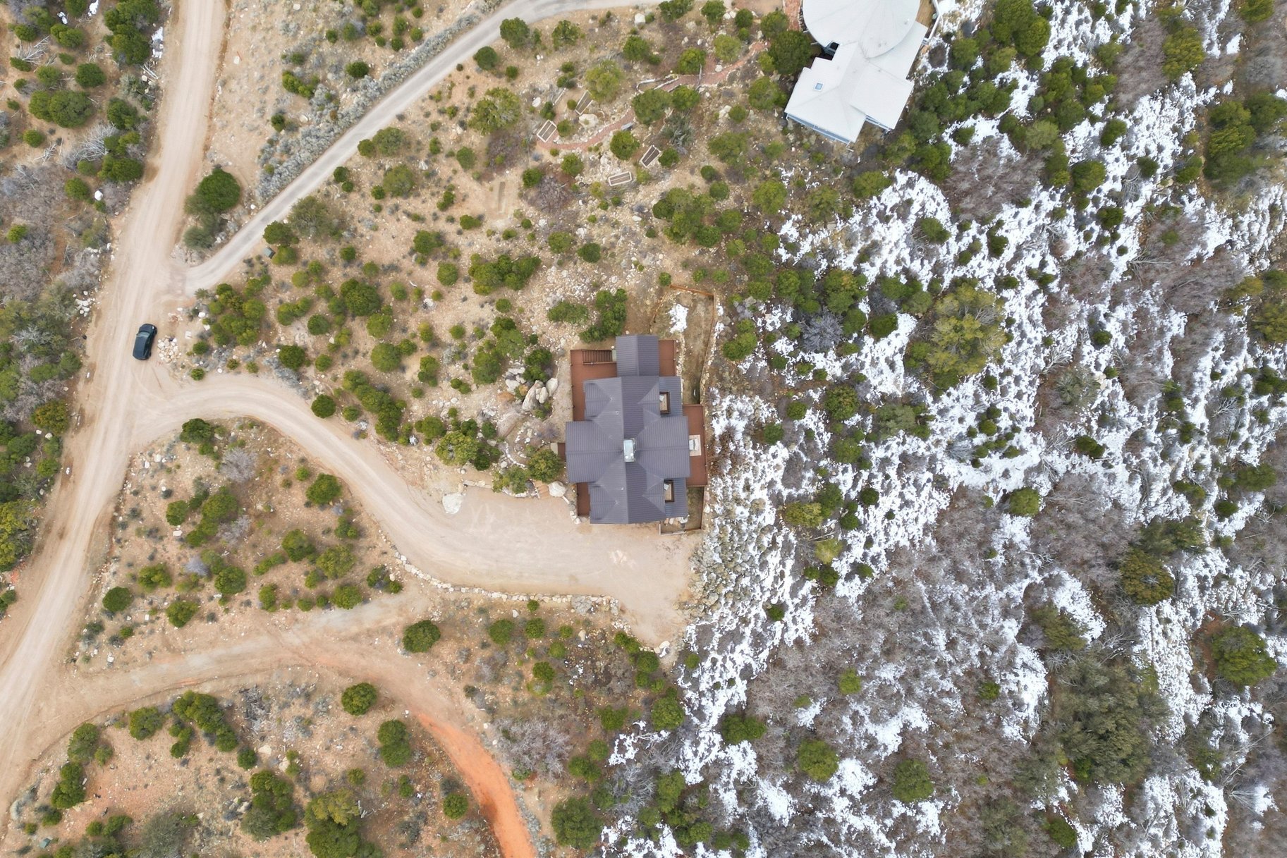  Renovated Log Cabin in Cedar Highlands with Wraparound Deck & Mountain Views - 物件實景